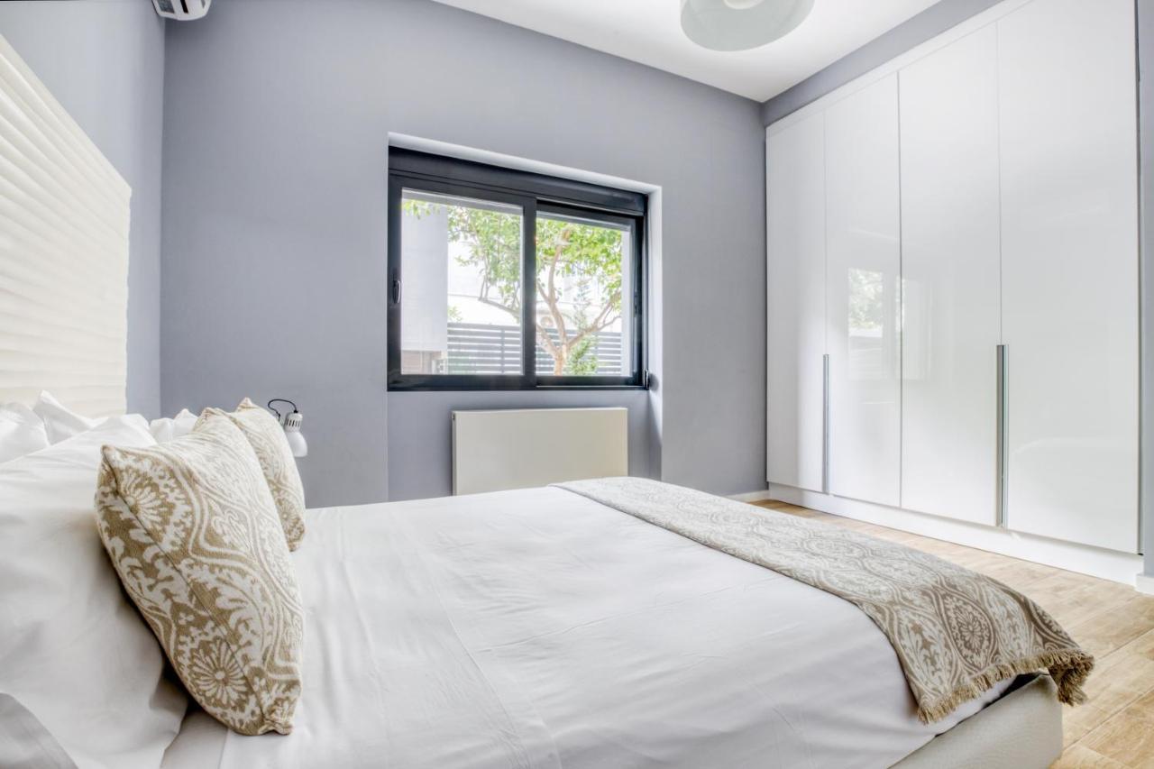 Spacious Flat With Courtyard And Private Parking! Athènes Extérieur photo