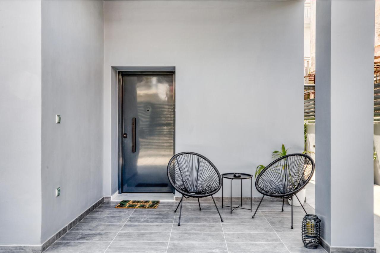 Spacious Flat With Courtyard And Private Parking! Athènes Extérieur photo
