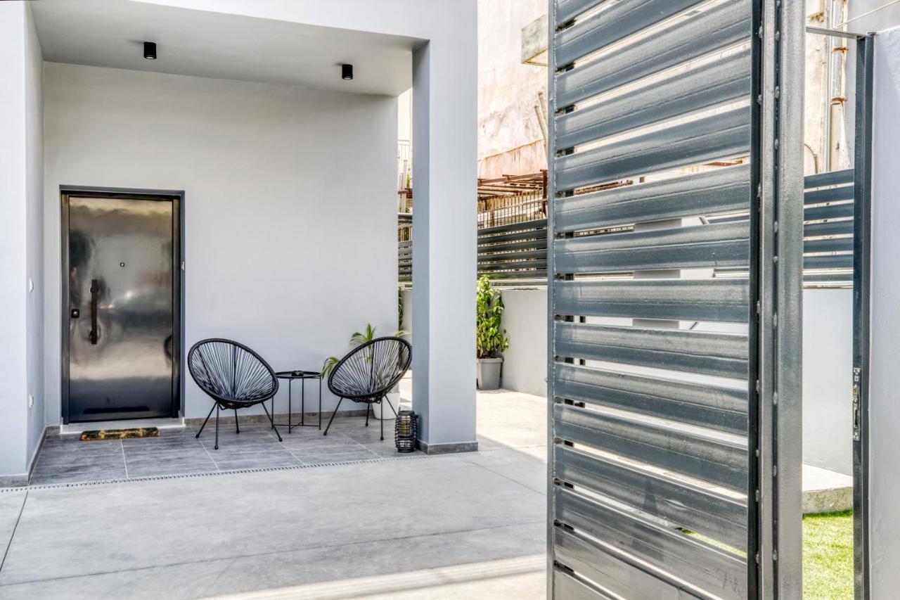 Spacious Flat With Courtyard And Private Parking! Athènes Extérieur photo