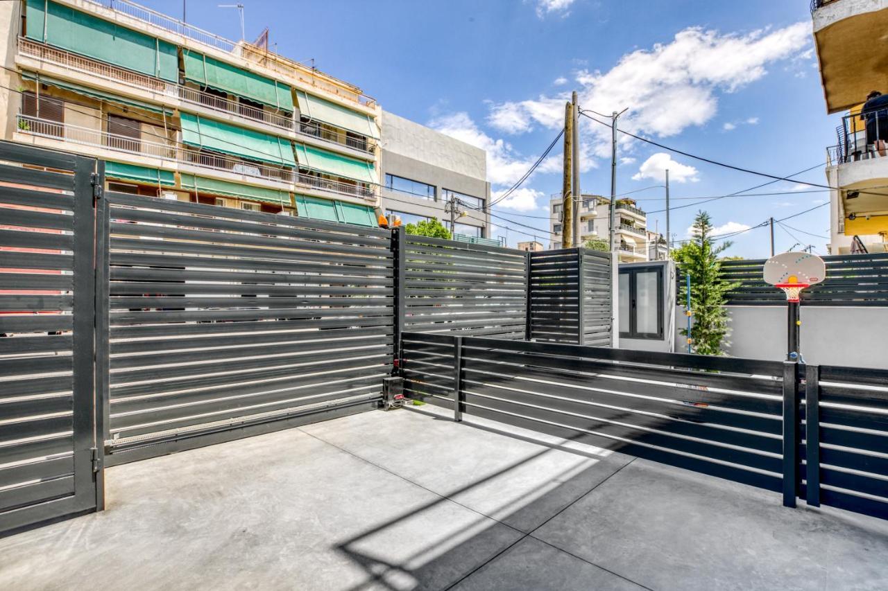 Spacious Flat With Courtyard And Private Parking! Athènes Extérieur photo