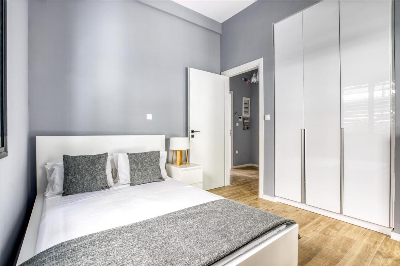 Spacious Flat With Courtyard And Private Parking! Athènes Extérieur photo