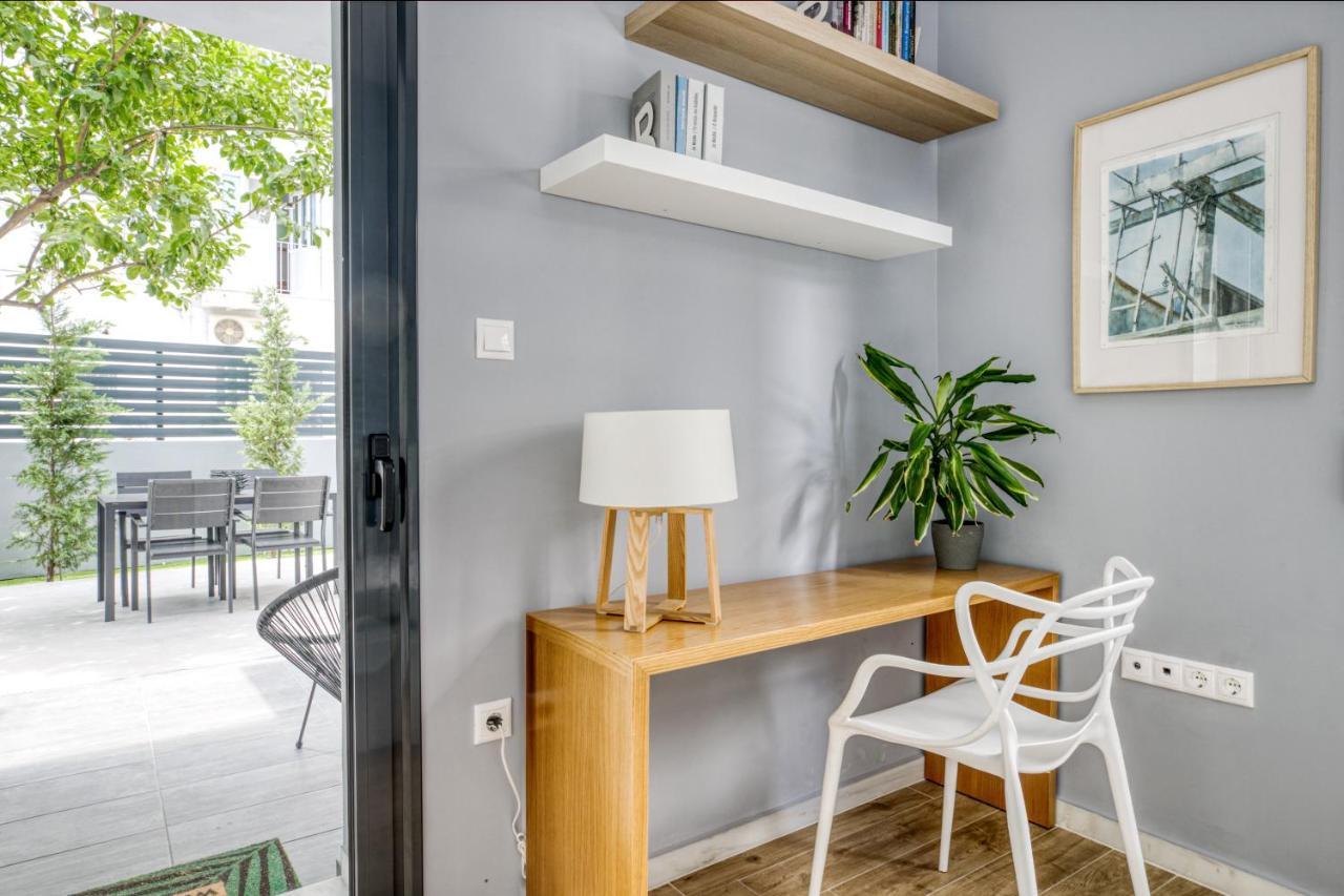 Spacious Flat With Courtyard And Private Parking! Athènes Extérieur photo