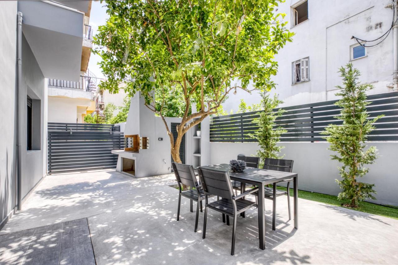 Spacious Flat With Courtyard And Private Parking! Athènes Extérieur photo
